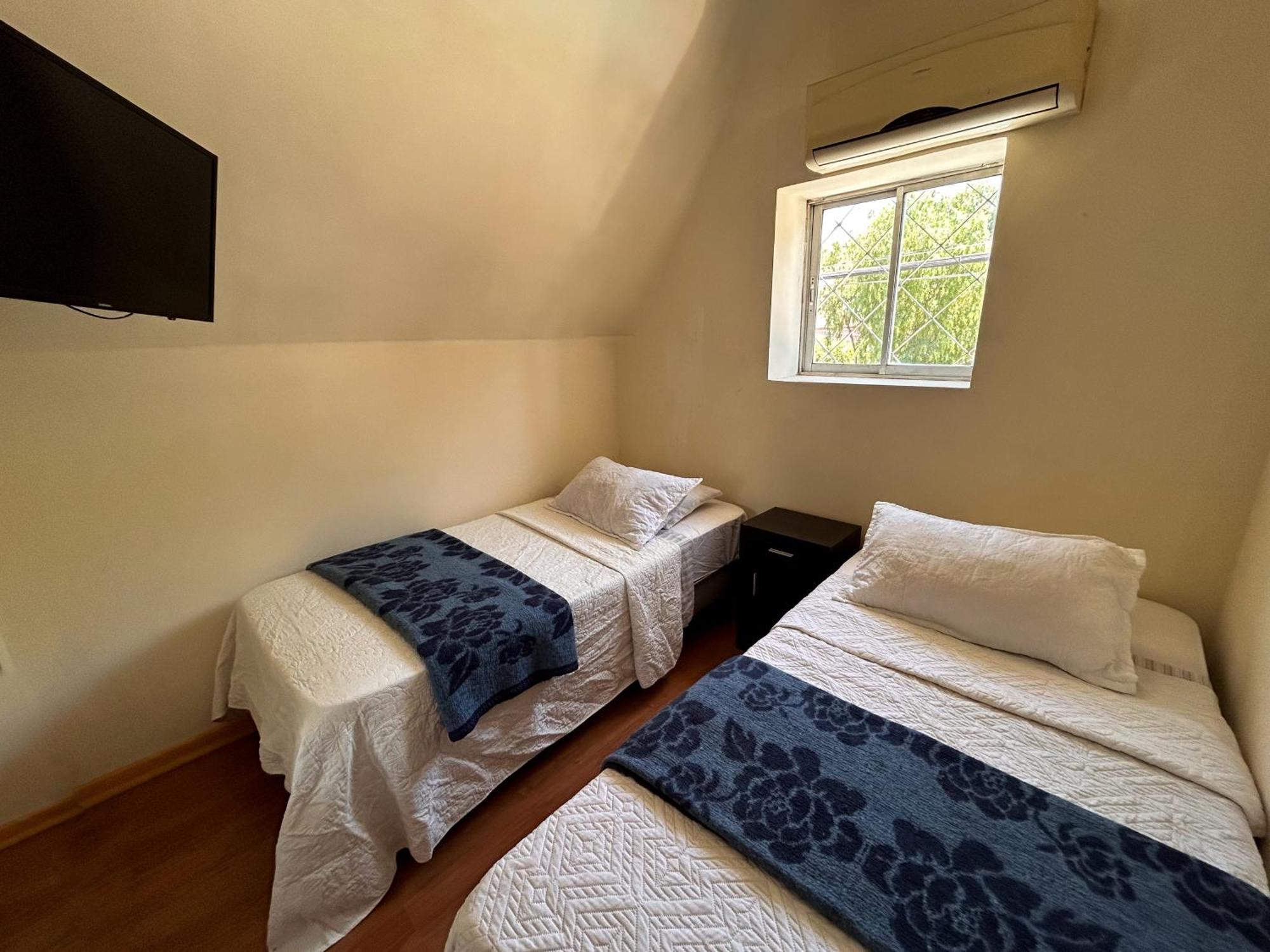 Chez Humbert Hostel Santiago Buitenkant foto