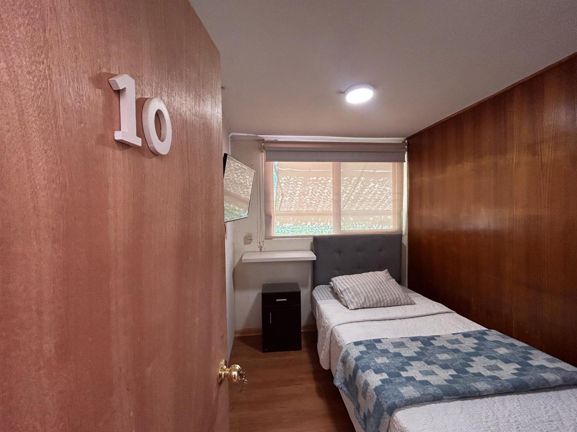 Chez Humbert Hostel Santiago Buitenkant foto
